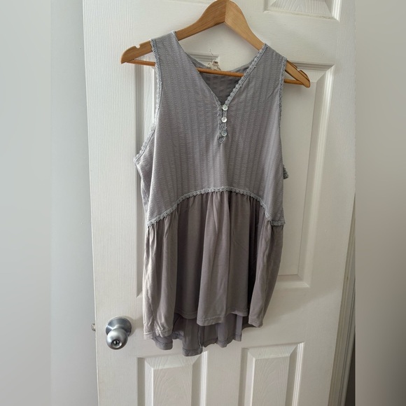 POL babydoll sleeveless grey tank knit size large boho top - Picture 2 of 9